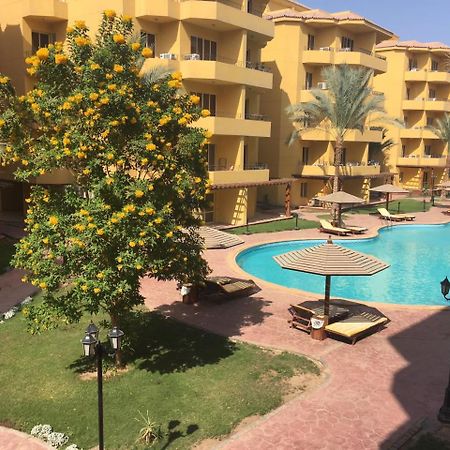 Pool View Apartment At British Resort - Unit 02 Hurghada Zewnętrze zdjęcie